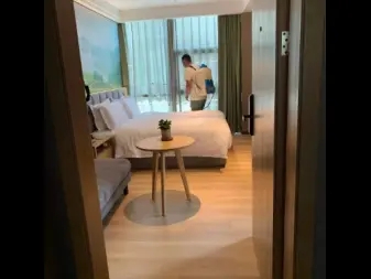 沙 发地、毯清洗，皮沙发清洗，布艺沙发清洗等