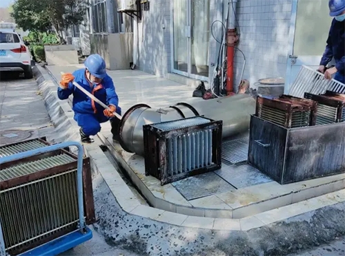 开荒保洁：大厦、办公楼、商场、工厂食堂等场所保洁清洁服务