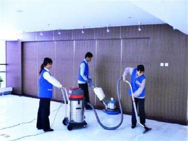 清洗沙发,皮沙发清洗,皮革沙发清洗,布衣沙发清洗