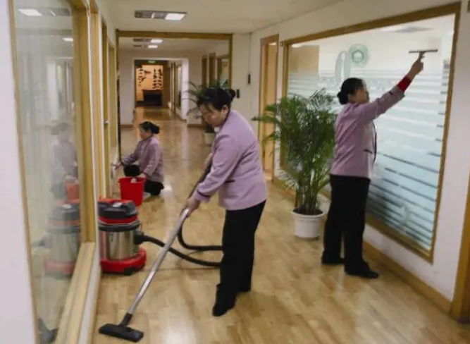 专业开荒保洁。保洁服务。常年日常保洁、城保和家政服务 专业开荒保洁。保洁服务。常年日常保洁、城保和家政服务