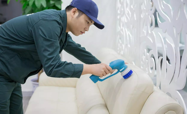 人工沙发清洁 沙发.翻新 餐厅桌布口布清洗 工作服清洗 酒