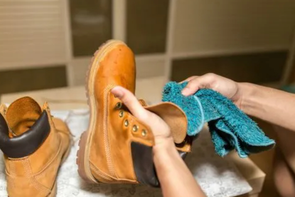 全城专业清洗各类鞋子  皮鞋运动鞋 精细清洁